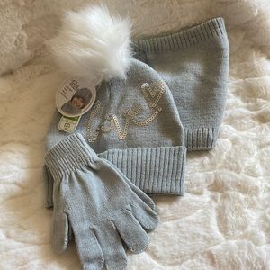 Scarf, hat,gloves!
